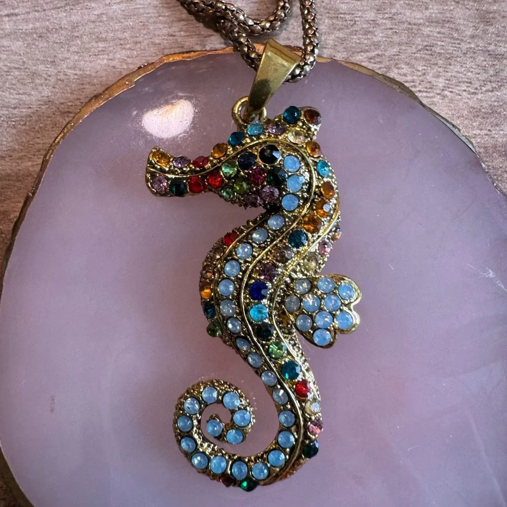 Seahorse Rhinestone Necklace - Picture 4 of 9